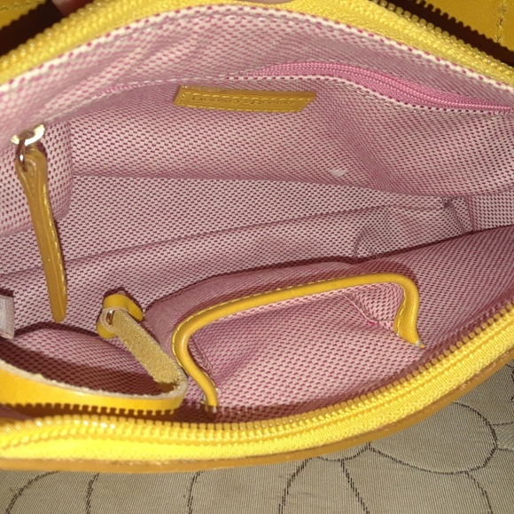 💕HP💕Dooney and Bourke Purse - Picture 6 of 9
